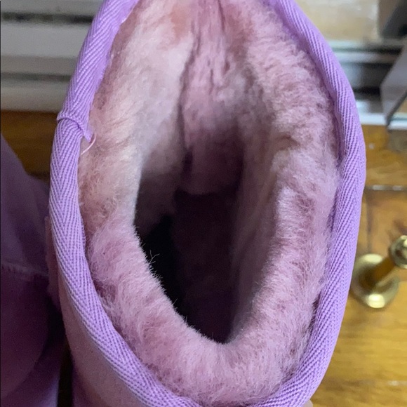Uggs Pink - Picture 6 of 6